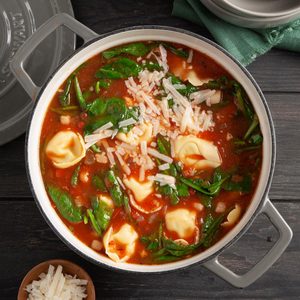 Holiday Tortellini Soup