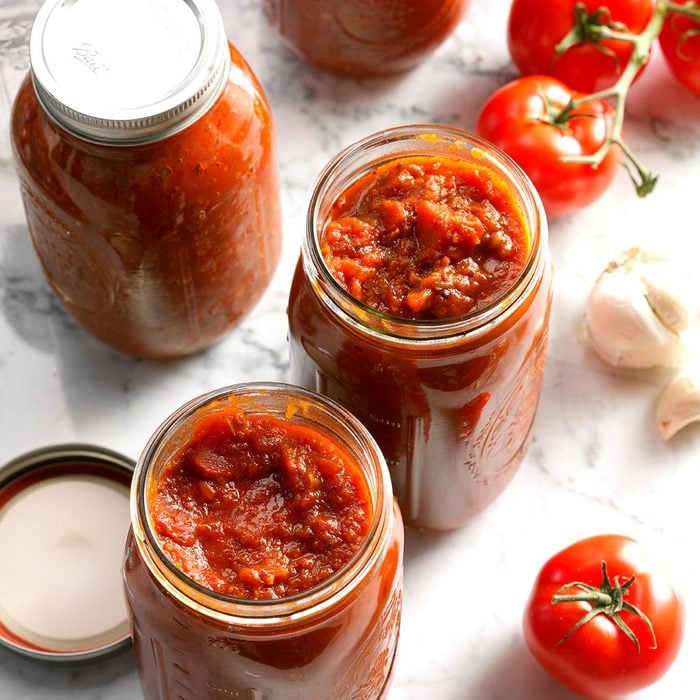 Homemade canned spaghetti sauce