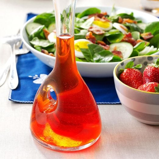 Homemade Strawberry Vinegar Exps47197 Cp143300a02 20 4bc Rms 1
