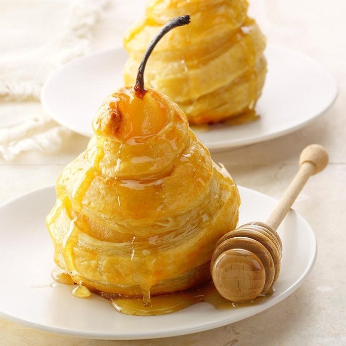 Honeyed Pears in Puff Pastry Recipe: How to Make It