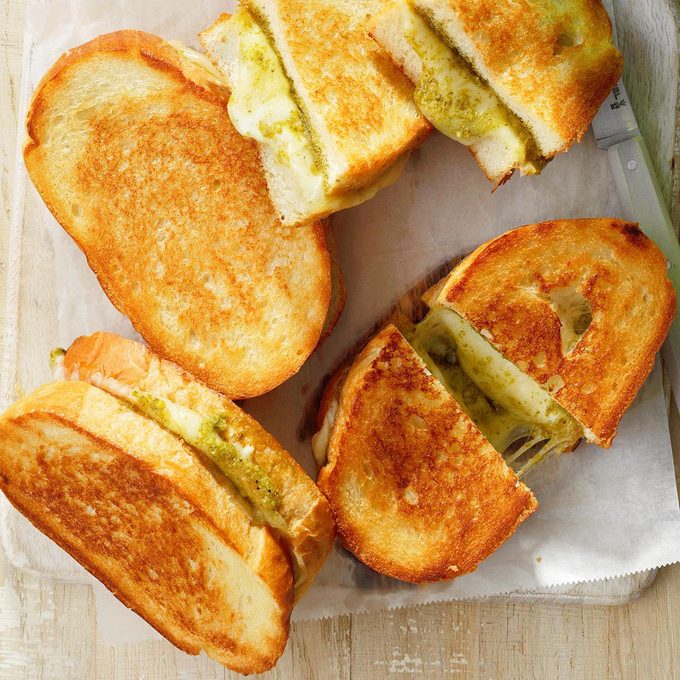 Italian Grilled Cheese Sandwiches Exps Tohfm23 94067 Dr 09 15 2b 2