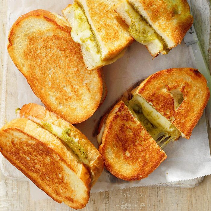 Italian Grilled Cheese Sandwiches Exps Tohfm23 94067 Dr 09 15 2b 3