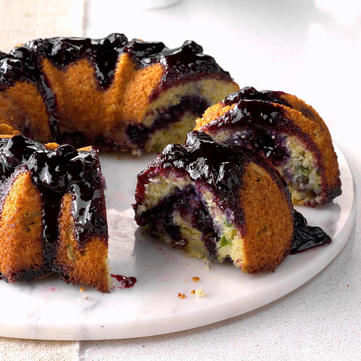 Jalapeno Corn Bread Filled With Blueberry Quick Jam Exps Tham18 208697 C11 14 5b 5