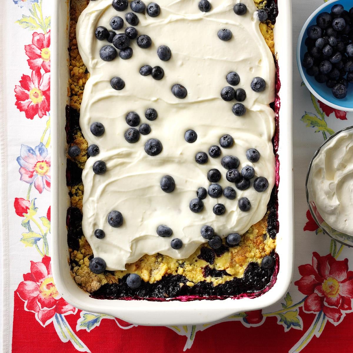 https://www.tasteofhome.com/wp-content/uploads/2018/01/Lemon-Berry-Dump-Cake_EXPS_SDFM17_199963_B09_30_2b-5.jpg?fit=700%2C1024