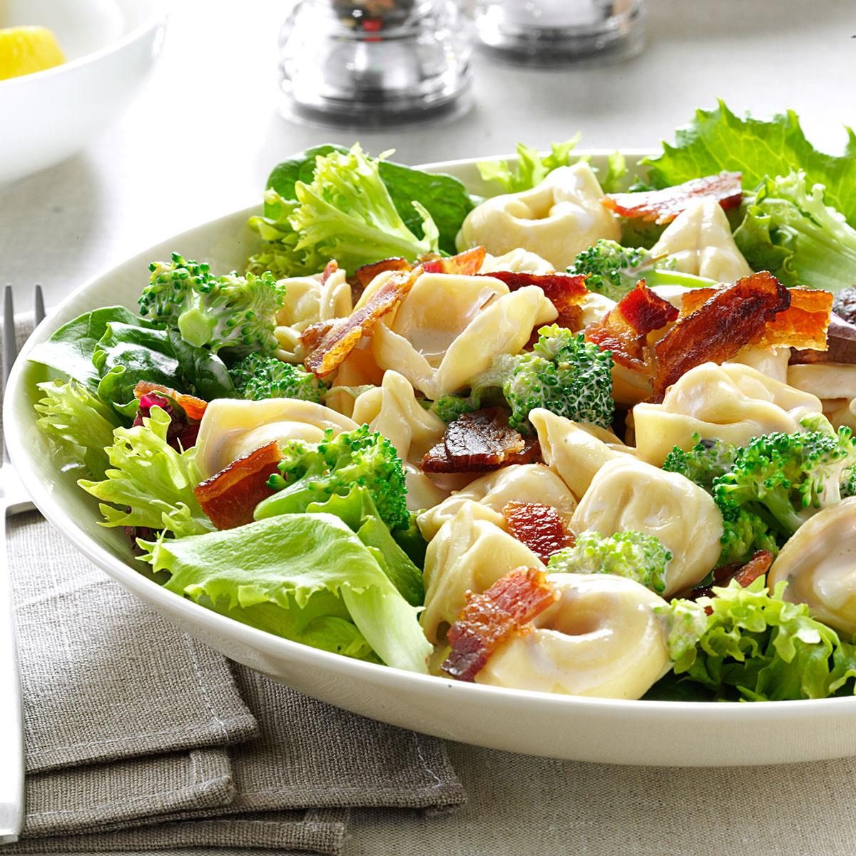 Lemony Tortellini Bacon Salad Exps167570 Sd2847494d02 13 6bc Rms 2