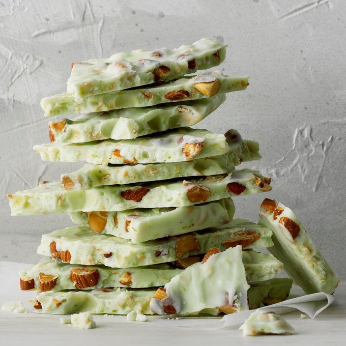 Lime In The Coconut Almond Bark Exps Tohdj20 94036 E08 01 2b 12