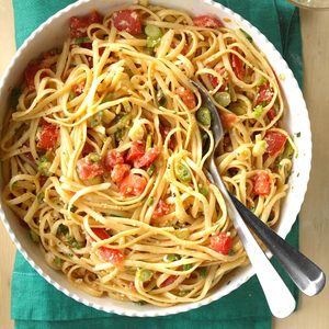 Linguine with Fresh Tomatoes