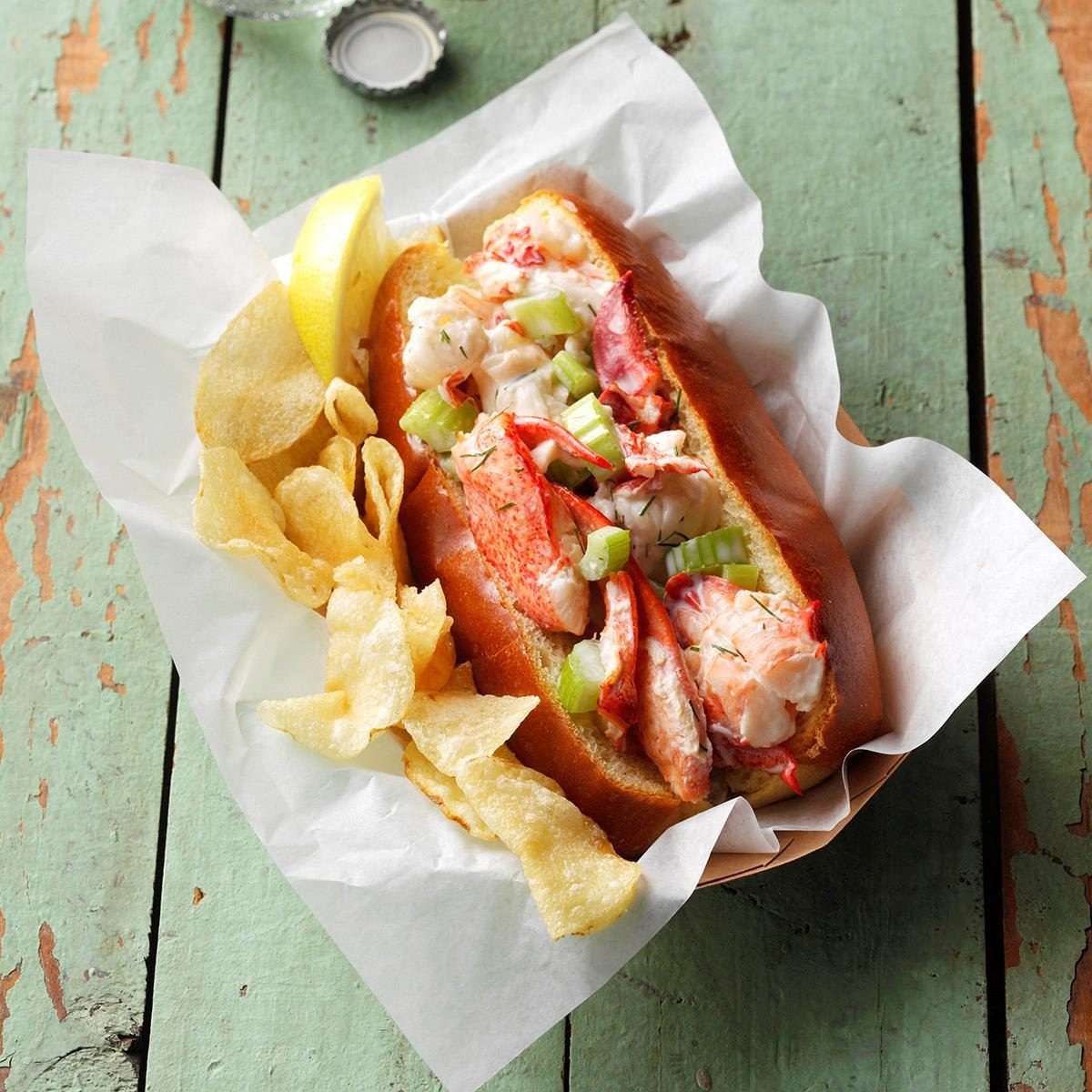 Lobster-Rolls_EXPS_THJJ19_46873_C02_15_6b-1.jpg