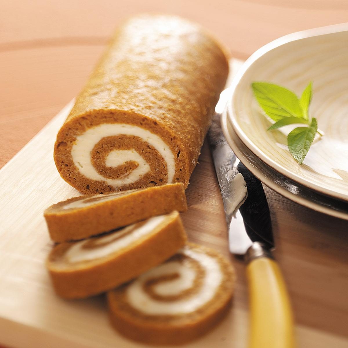 Low-Fat Pumpkin Cake Roll