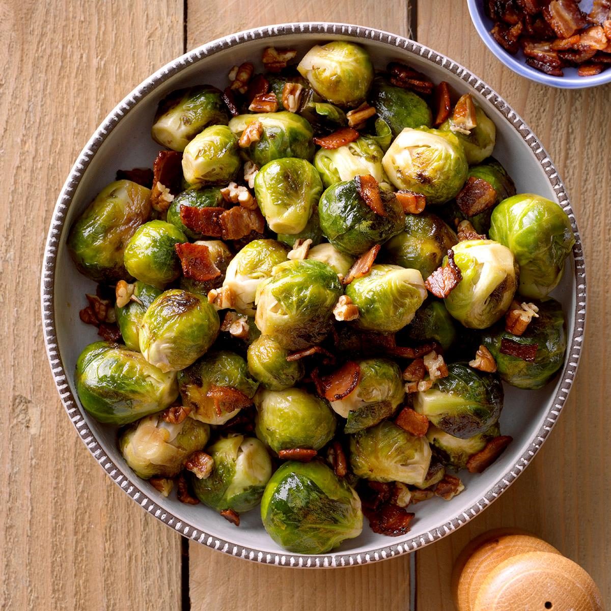 Bacon Up Apple-Pecan Brussels Sprouts - Bacon Up Bacon Grease, Recipe