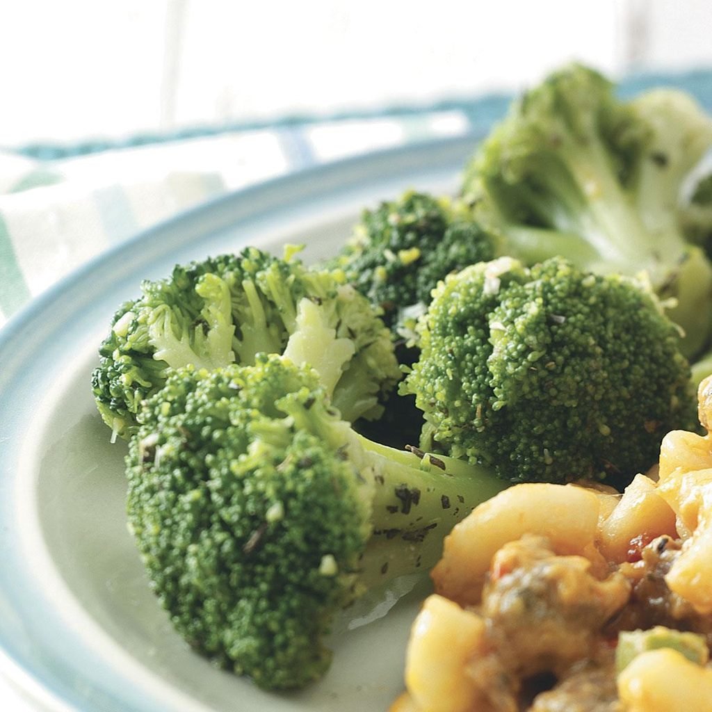 Microwaved Seasoned Broccoli Spears