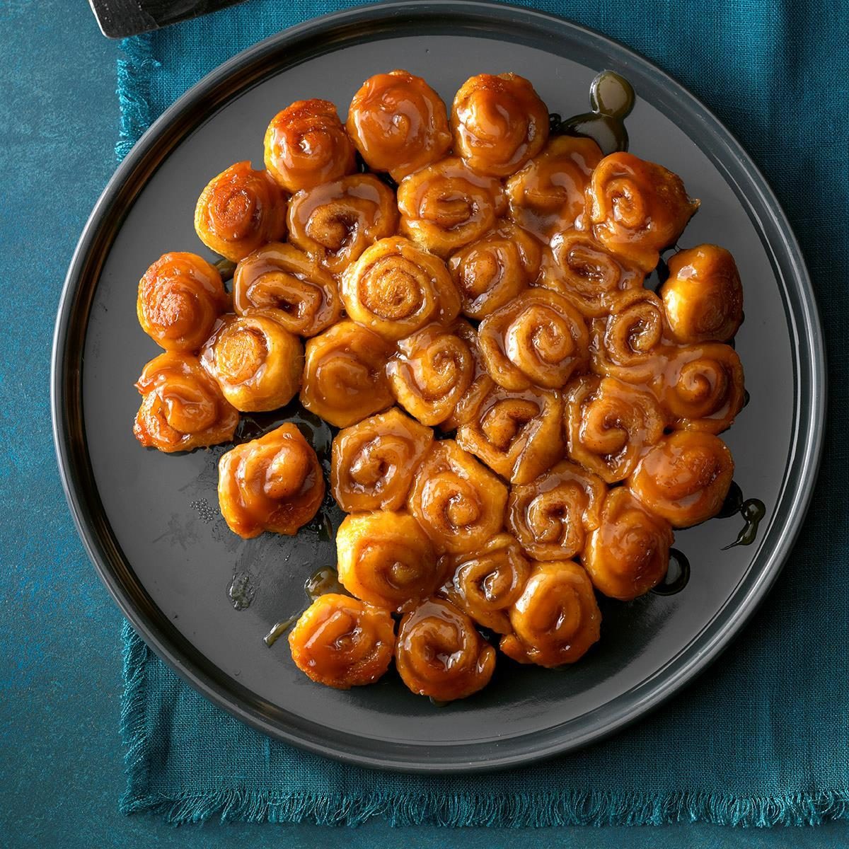 Caramel Cinnamon Rolls