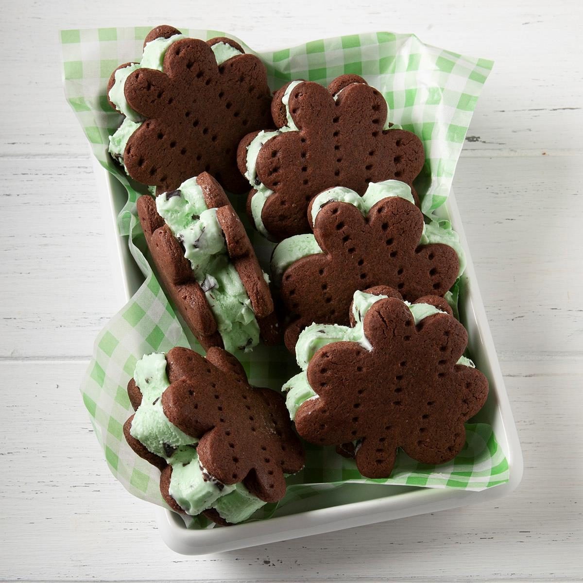 Minty Ice Cream Shamrocks