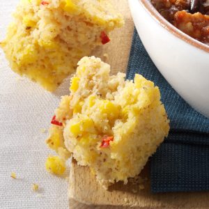 Moist Red Pepper Cornbread