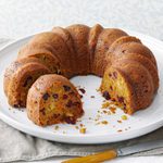 Molly’s Sweet and Spicy Tzimmes Cake