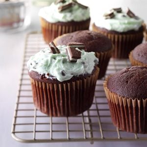 Nana’s Chocolate Cupcakes with Mint Frosting