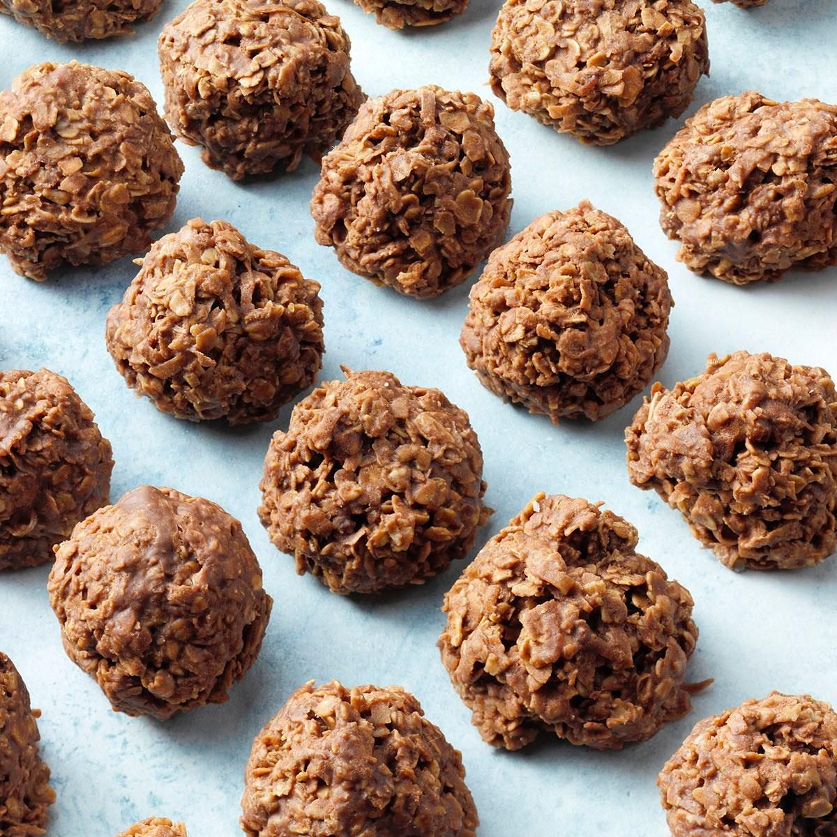 No-Bake Chocolate Oat Cookies