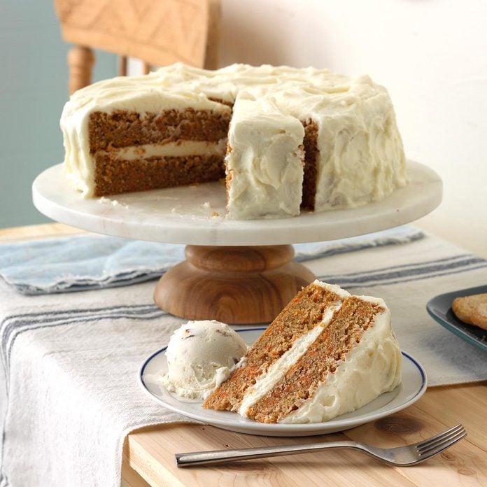 Old Fashioned Carrot Cake With Cream Cheese Frosting Exps Mcsmz17 14593 D01 05 7b 12