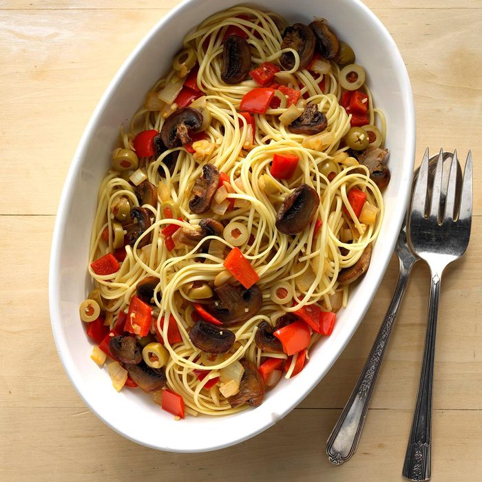 Olive and Red Pepper Linguine