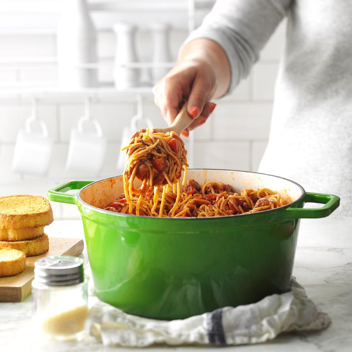 One-Pot Meaty Spaghetti