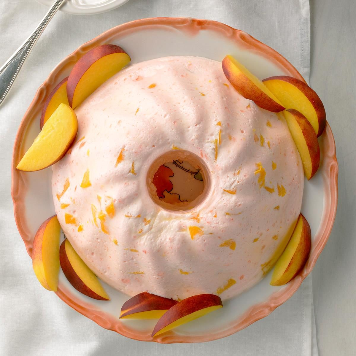 Retro Recipe: Peaches & Cream Jello