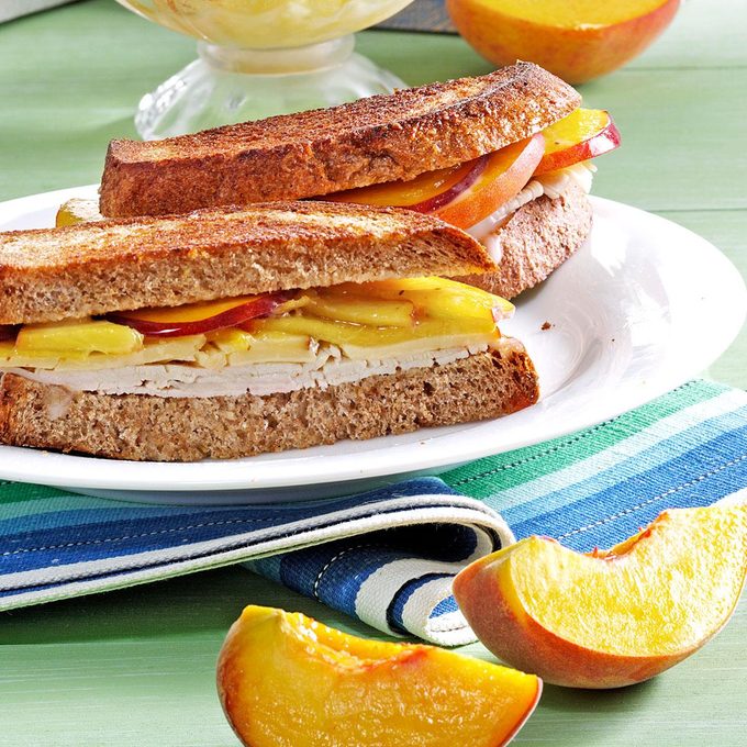 Peach Turkey Sandwiches Exps103391 Thhc2377563b05 01 5b Rms 5
