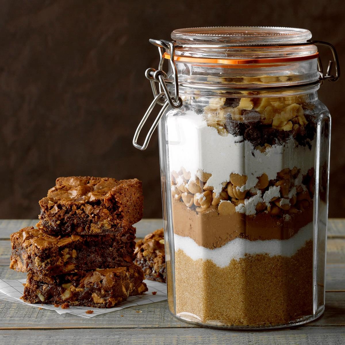 13 Cookie-in-a-Jar Recipes to Give as Gifts for Any Occasion