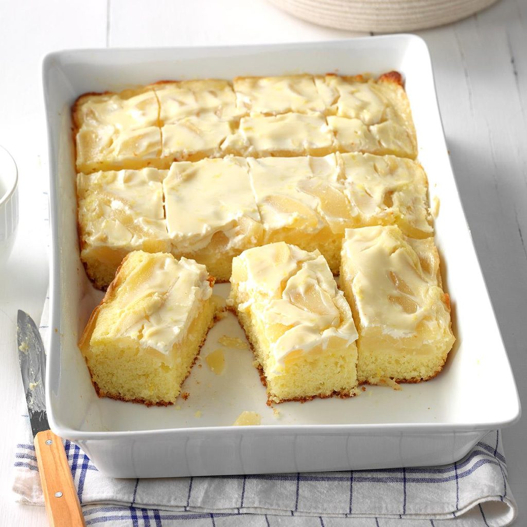 Pear Cake with Sour Cream Topping