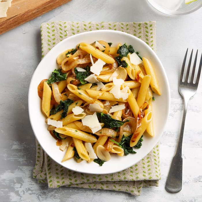 Penne With Kale And Onion Exps Ft21 45019 F 0721 1 11