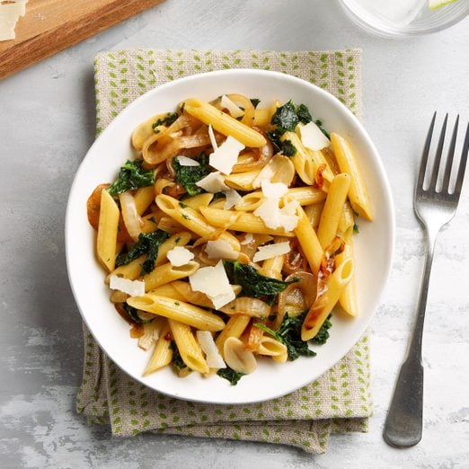 Penne With Kale And Onion Exps Ft21 45019 F 0721 1