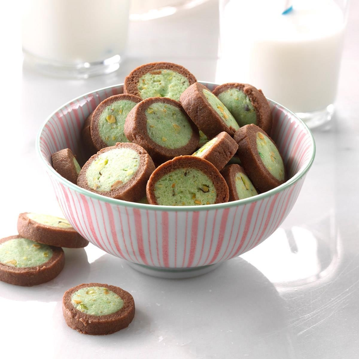 Pistachio Buttons Exps Hca18 49351 C04 19 3b 1