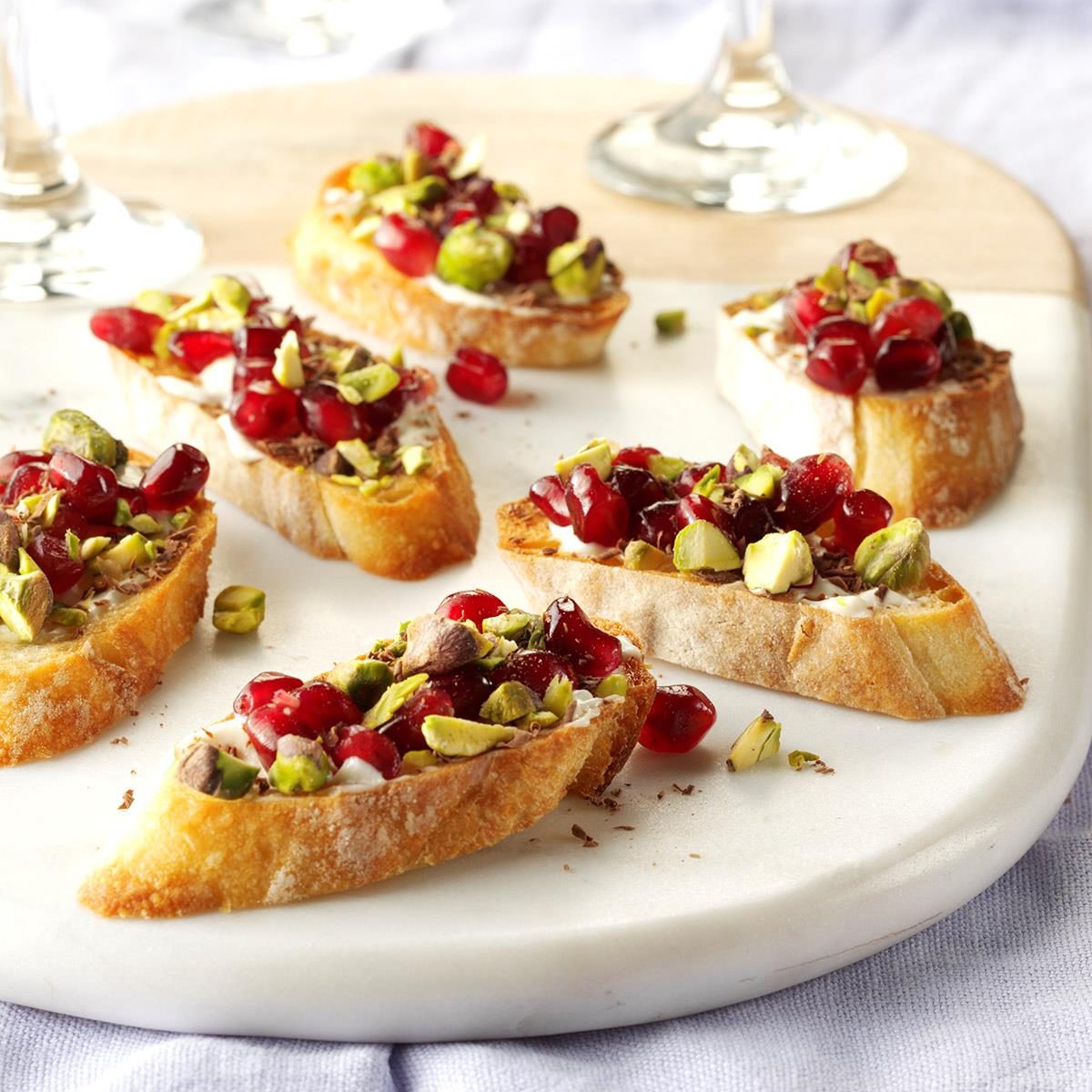 40 Easy Christmas Appetizer Ideas Taste Of Home