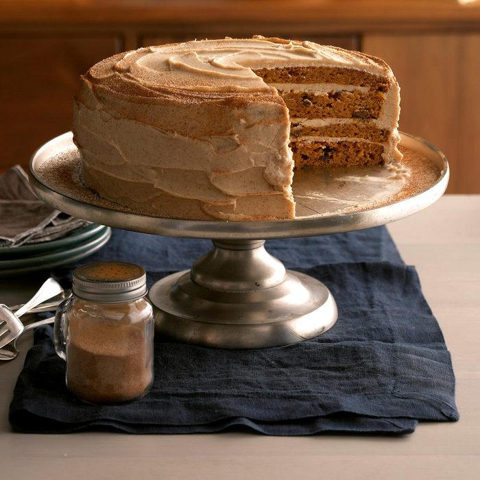 Pumpkin Cake With Whipped Cinnamon Frosting Exps Hc17 178707 D01 20 2b 2