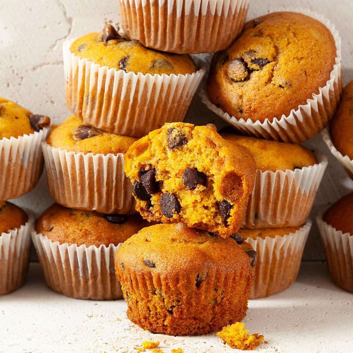 Pumpkin Chip Muffins Exps Ft23 2225 Jr 1206 5