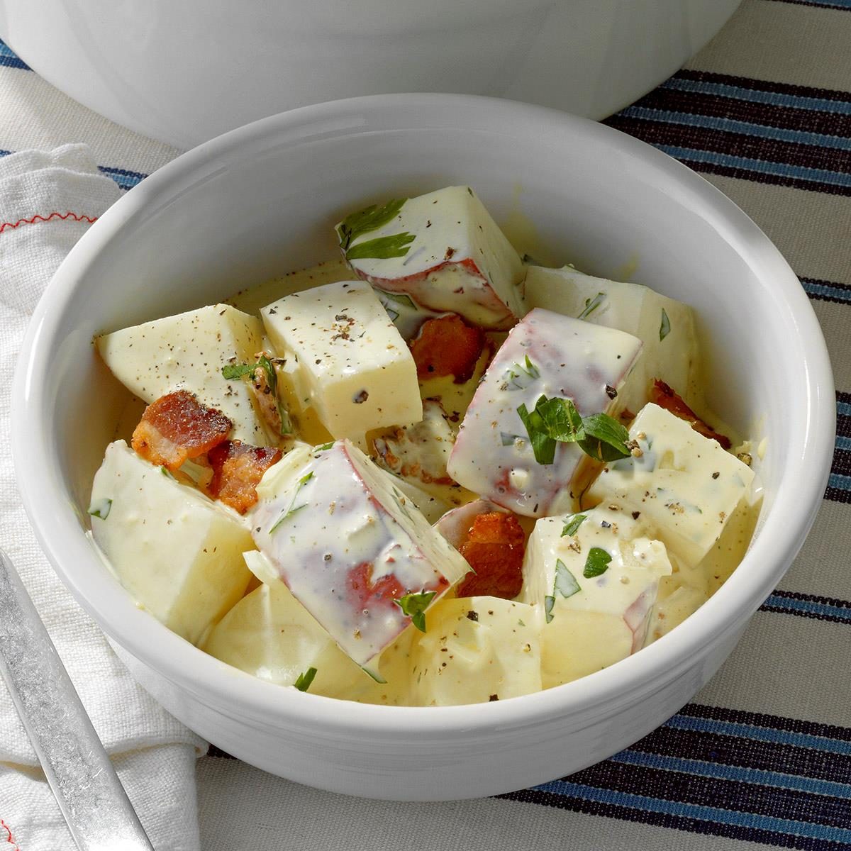 Quick Bacon Potato Salad Exps Tohjj23 42876 Dr 11 09 2b 1