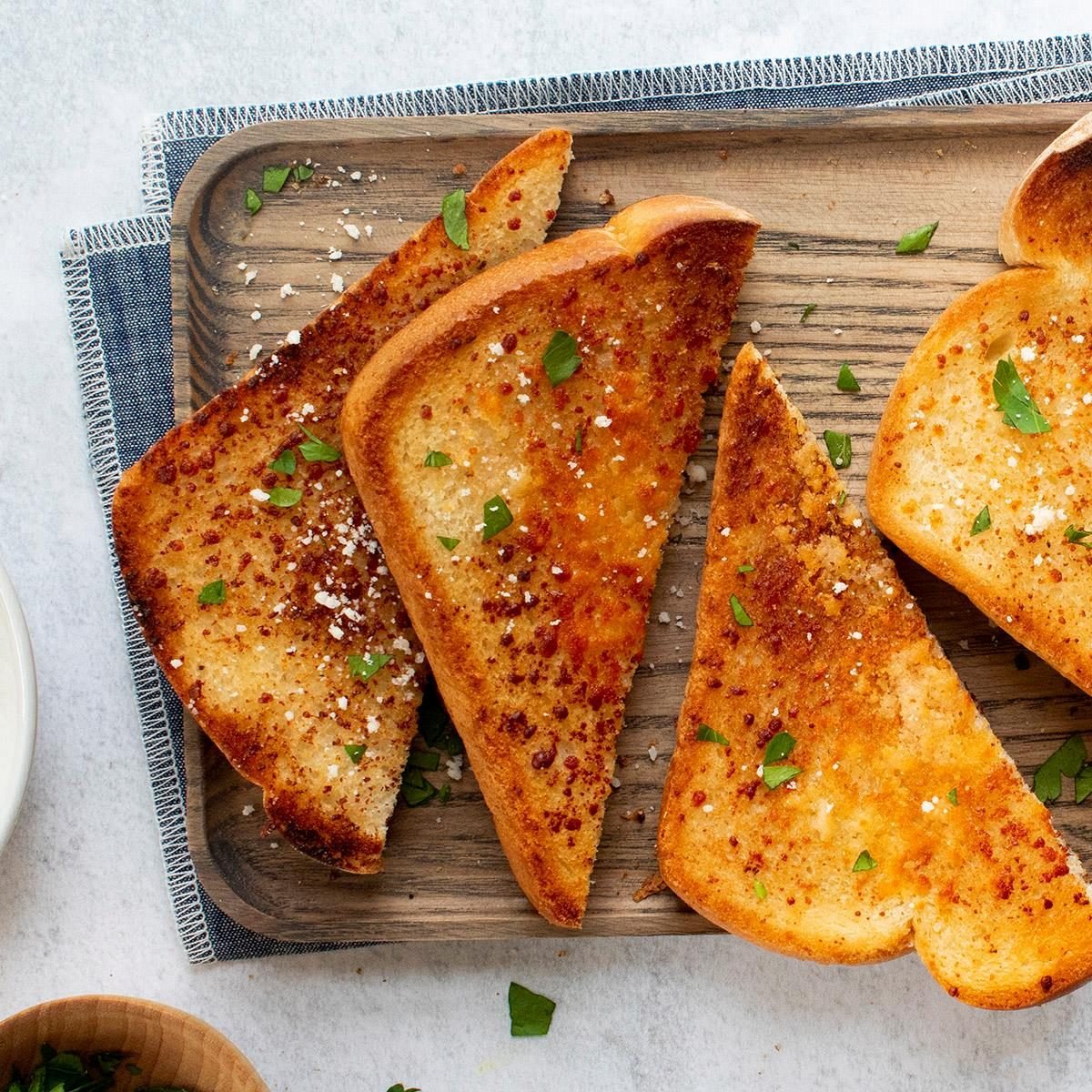 Quick Garlic Toast