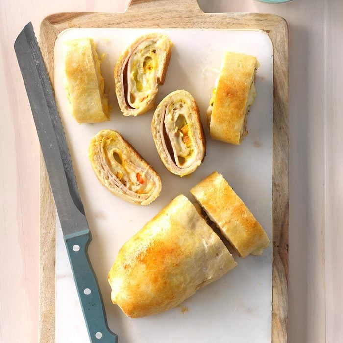 Quick And Easy Stromboli Exps Thso17 205763 C04 21 9b 11