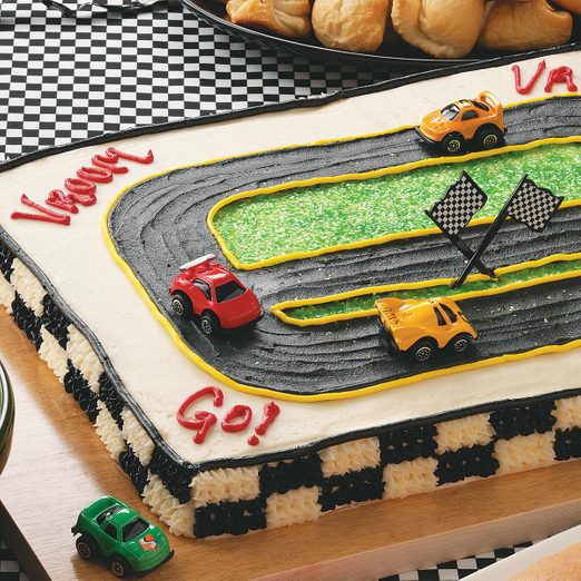 Racetrack Cake Exps34912 Th1113264c09 28 2b Rms 4