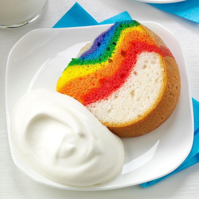 Rainbow Cake With Clouds Exps174203 Th143190d10 04 3bc Rms 13