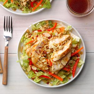 Ramen-Veggie Chicken Salad