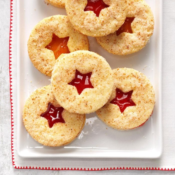 Raspberry Linzer Cookies Exps Thd16 597 D07 28 1b 1