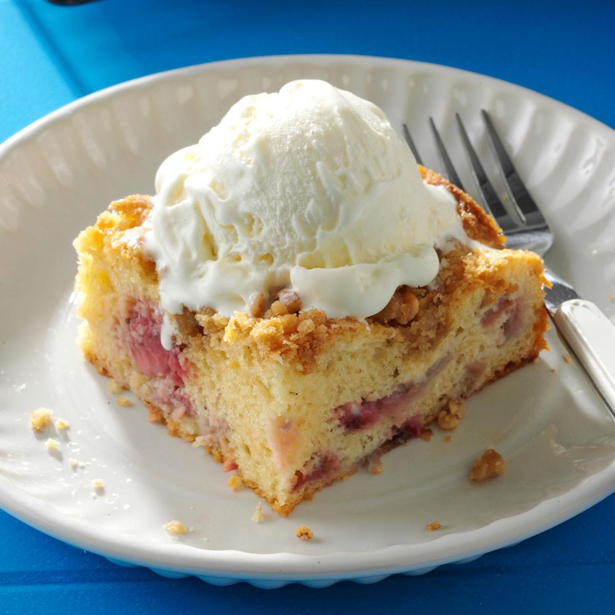 Rhubarb Berry Coffee Cake