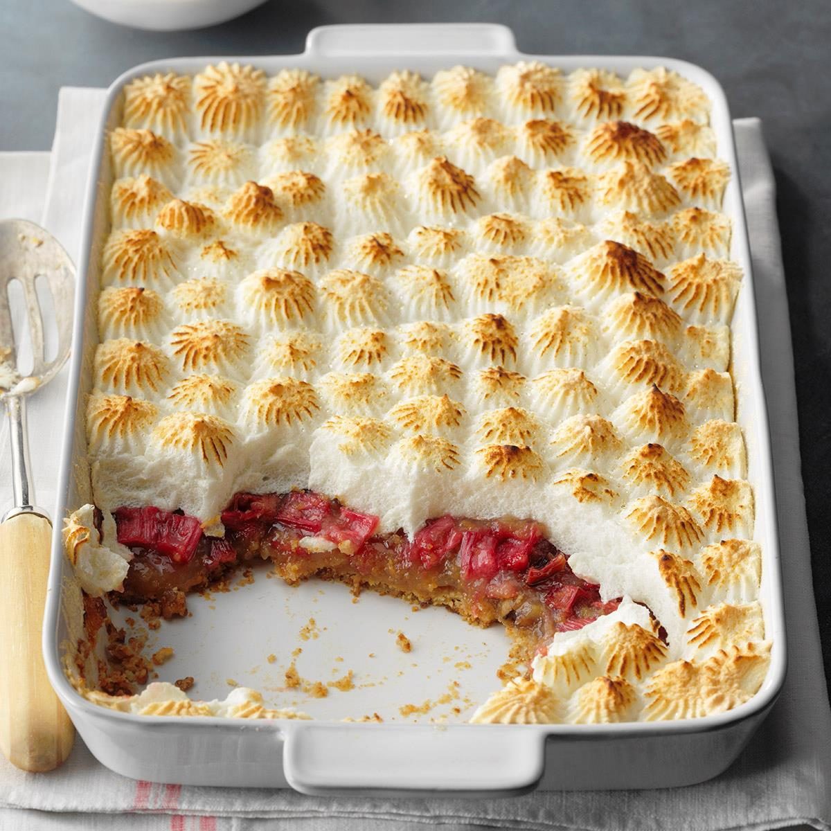 Rhubarb Torte Exps Fttmz20 604 E03 10 4b 9