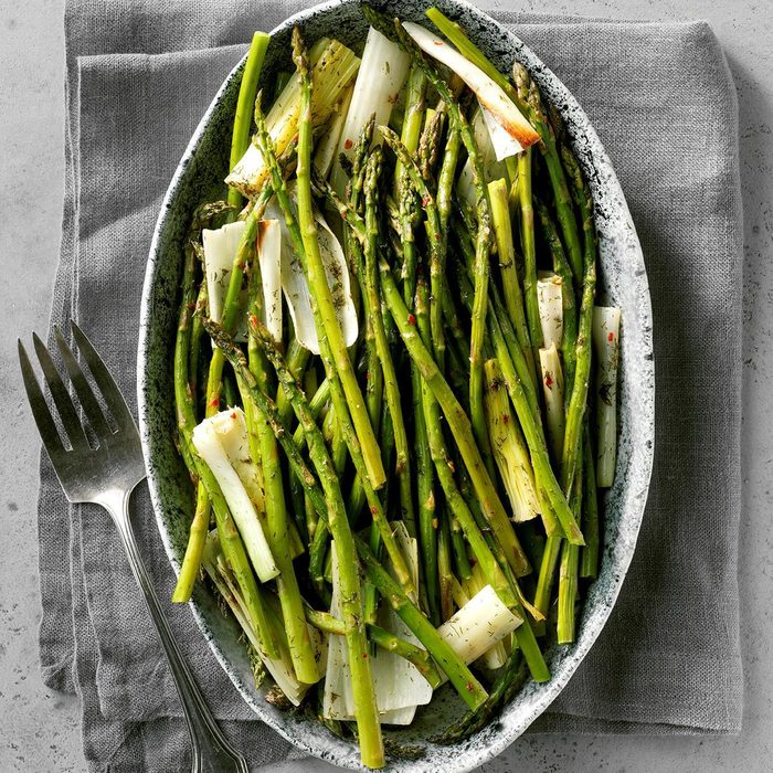 Roasted Asparagus And Leeks Exps Ft19 41058 C03 13 8b Rms 10