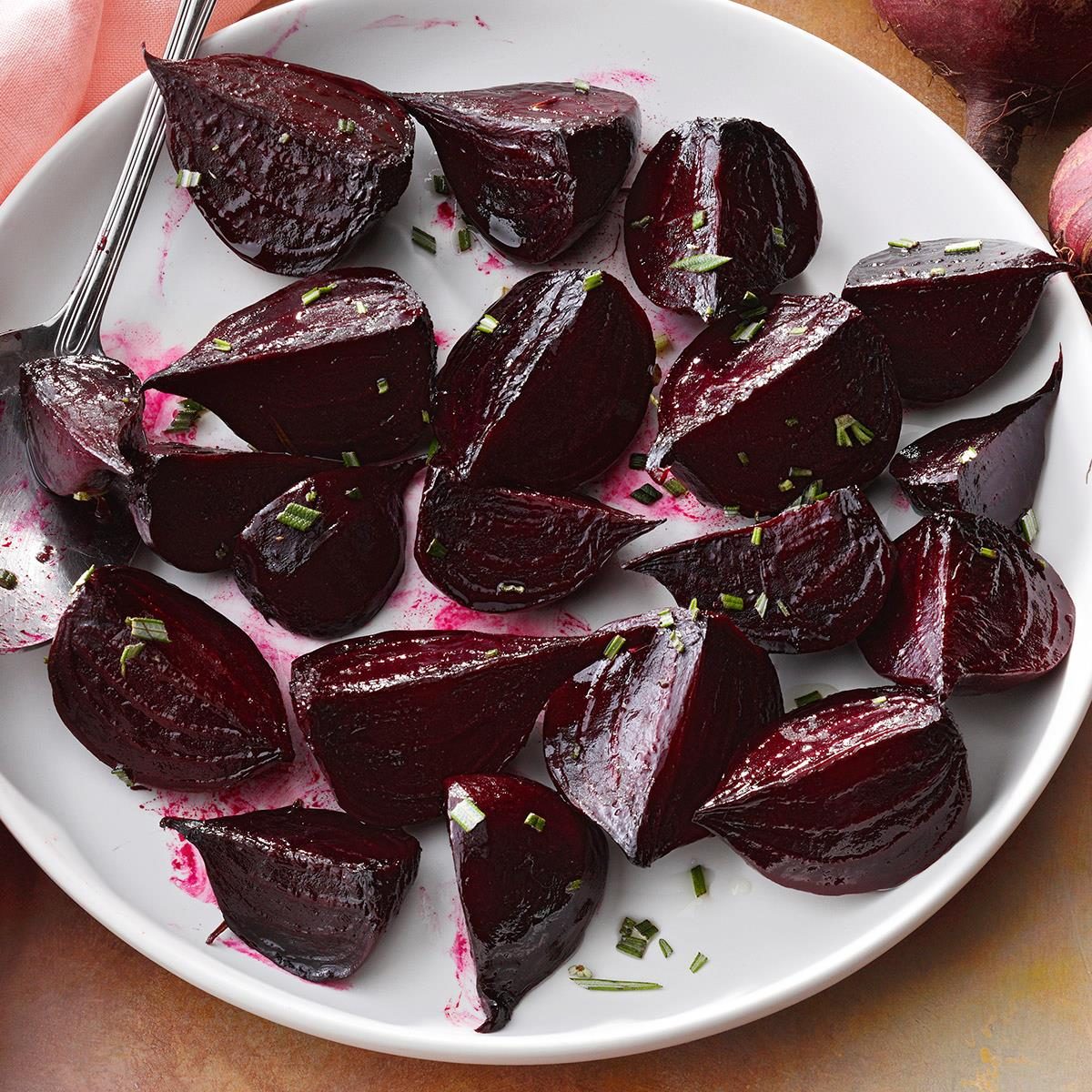 Roasted Beet Wedges Exps Thon22 23545 Dr 05 13 10b