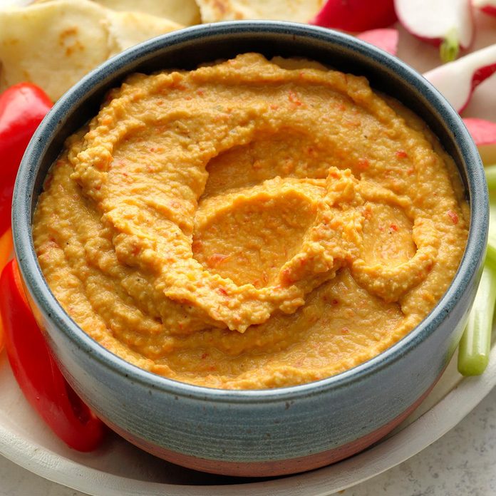 Roasted Red Pepper Hummus Exps Tohpp19 38910 B08 22 13b 6