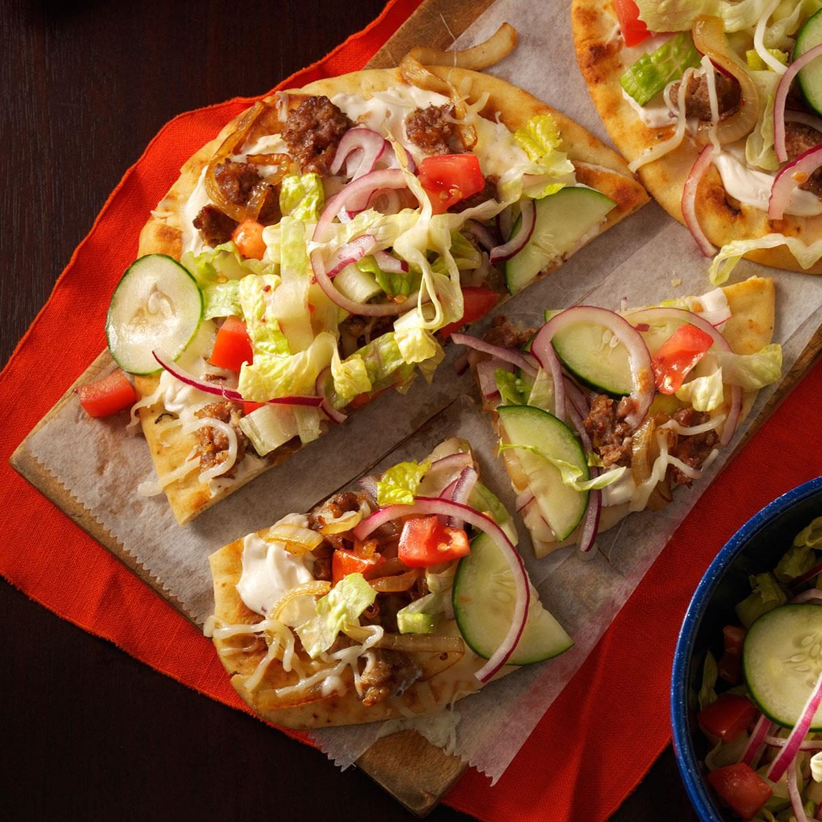 Salad Topped Flatbread Pizzas Exps127713 Th143190c09 27 4bc Rms 4