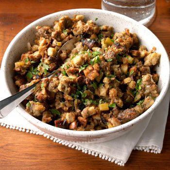 Slow-Cooked Sausage Dressing Recipe: How to Make It