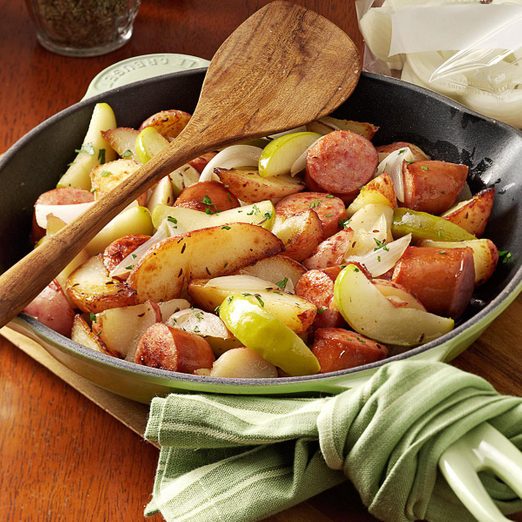 Sausage Skillet Dinner Exps40742 Zip2357908a04 14 3bc Rms 8