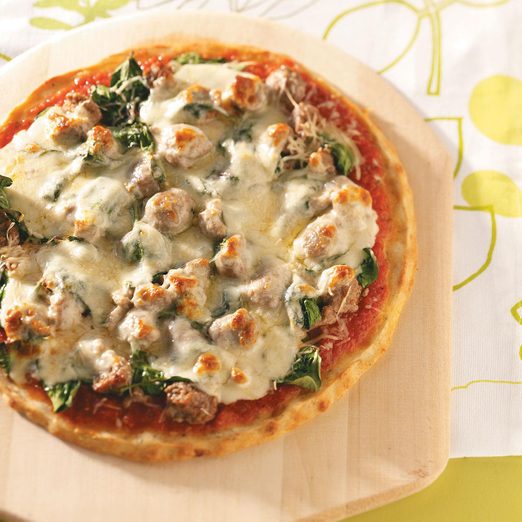Sausage Spinach Pizza Exps39469 Thhc1757658d15 Rms 4
